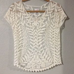 4/$25 Sheer cream color embroidered blouse medium